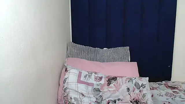 Snapshot of Nisha_102 chatting on November 29, 2025, 9:15 pm Nisha 102 online show from November 29, 2025, 9:15 pm