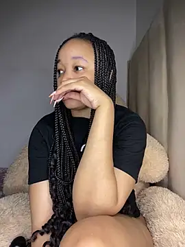 Nisha 102 online show from March 18, 2026, 9:04 pm