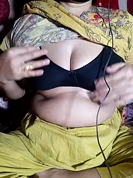 HotGirl23231 online show from July 15, 2026, 8:27 pm