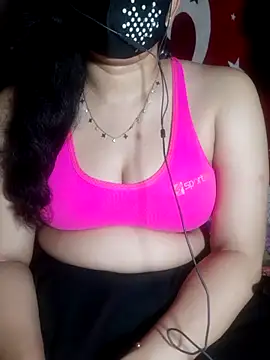 Snapshot of HotGirl23231 chatting on June 15, 2026, 5:45 pm HotGirl23231 online show from June 15, 2026, 5:45 pm
