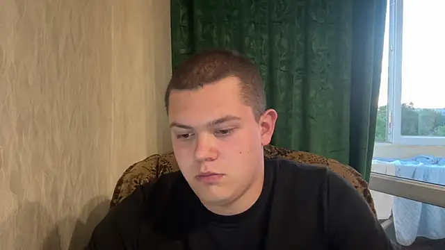 CuteButNaughty  online show from May 28, 2026, 6:14 pm