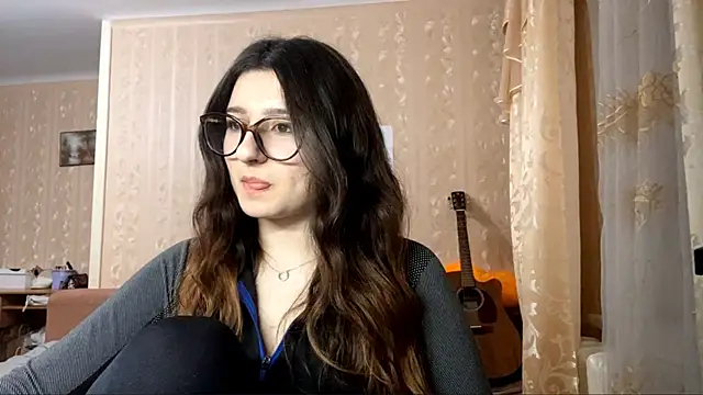 Snapshot of DonnieBooton chatting on December 1, 2025, 1:12 pm DonnieBooton online show from December 1, 2025, 1:12 pm