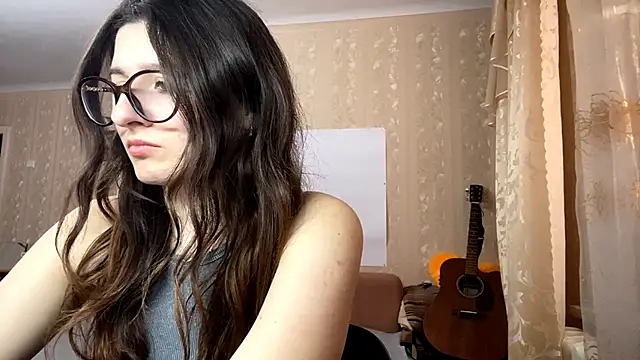 Snapshot of DonnieBooton chatting on November 17, 2025, 1:15 pm DonnieBooton online show from November 17, 2025, 1:15 pm