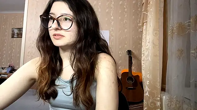 Snapshot of DonnieBooton chatting on November 22, 2025, 1:32 pm DonnieBooton online show from November 22, 2025, 1:32 pm