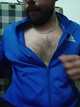 Snapshot of MrToxxic chatting on November 16, 2025, 5:06 pm MrToxxic online show from November 16, 2025, 5:06 pm