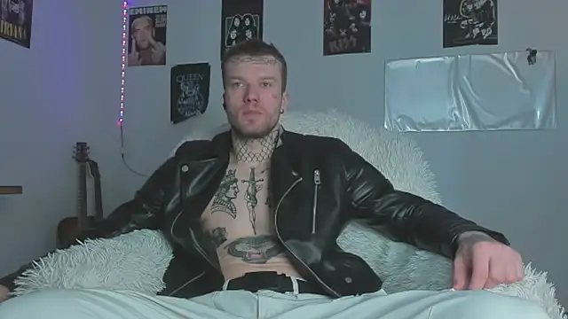 Huntall77 online show from March 20, 2026, 4:02 am