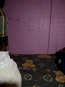 Snapshot of Cloud-wh chatting on February 10, 2026, 3:22 pm Cloud-wh online show from February 10, 2026, 3:22 pm