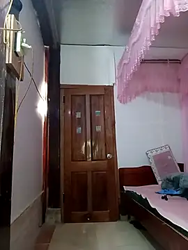 Feeling-hot online show from March 6, 2026, 4:51 am