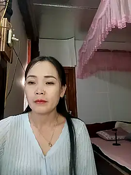 Feeling-hot online show from February 17, 2026, 3:48 am