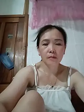 Snapshot of Feeling-hot chatting on May 28, 2026, 7:05 am Feeling-hot online show from May 28, 2026, 7:05 am