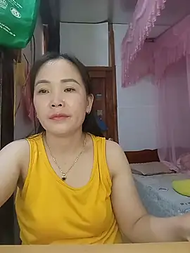 Snapshot of Feeling-hot chatting on May 23, 2026, 2:21 am Feeling-hot online show from May 23, 2026, 2:21 am
