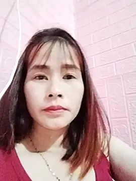 Swan-white123 online show from November 22, 2025, 6:34 am