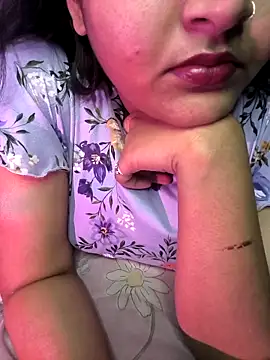 Snapshot of drakezone chatting on March 1, 2026, 4:18 pm drakezone online show from March 1, 2026, 4:18 pm