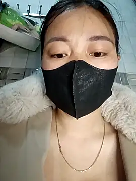 Snapshot of thuy-kieu chatting on December 19, 2025, 9:28 pm thuy-kieu online show from December 19, 2025, 9:28 pm