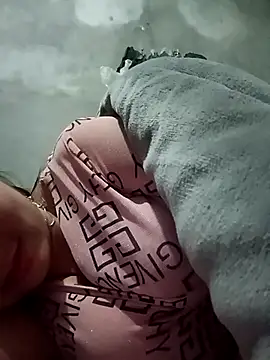 vangkt-cute online show from February 17, 2026, 11:35 pm