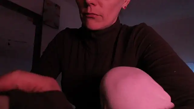 MissyDior8 online show from March 25, 2026, 8:03 am