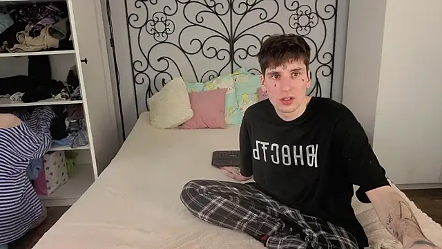 Danny loves Mary online show from March 11, 2026, 11:37 am