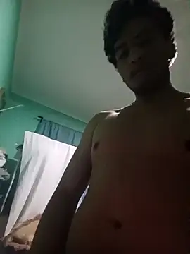 Snapshot of charlyver36 chatting on November 28, 2025, 3:28 am charlyver36 online show from November 28, 2025, 3:28 am