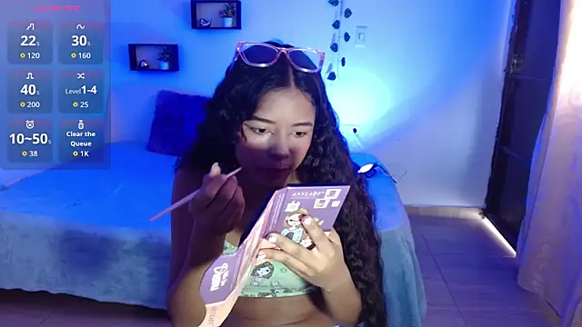 Nikolle sexy online show from January 13, 2026, 1:48 pm