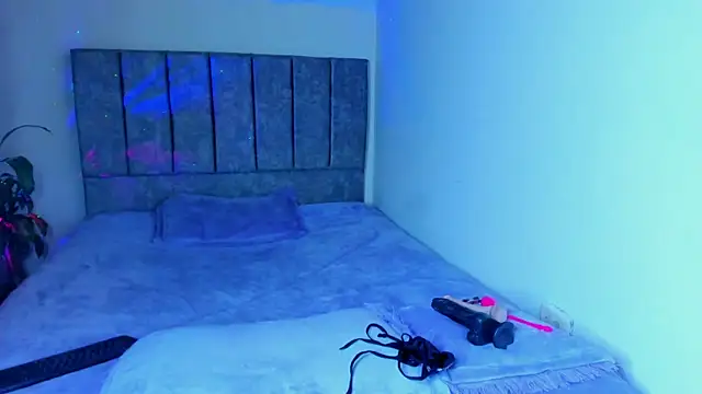 kiity hot 6 online show from April 18, 2026, 11:01 am