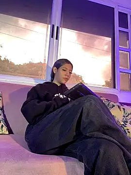 Snapshot of ReiAyanamy chatting on December 19, 2025, 7:38 pm ReiAyanamy online show from December 19, 2025, 7:38 pm