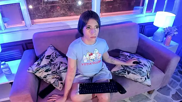 Snapshot of ReiAyanamy chatting on January 14, 2026, 7:50 pm ReiAyanamy online show from January 14, 2026, 7:50 pm