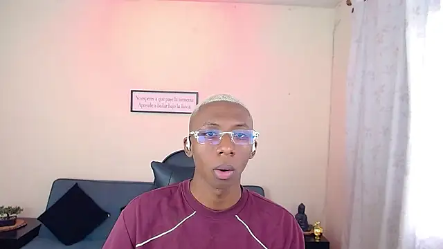 Miilo18 online show from January 7, 2026, 9:20 pm