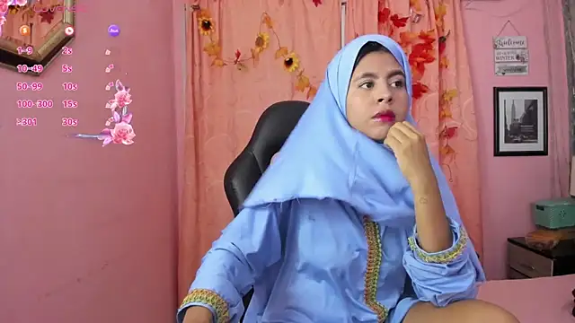 NaylaAbadi online show from November 27, 2025, 12:16 pm