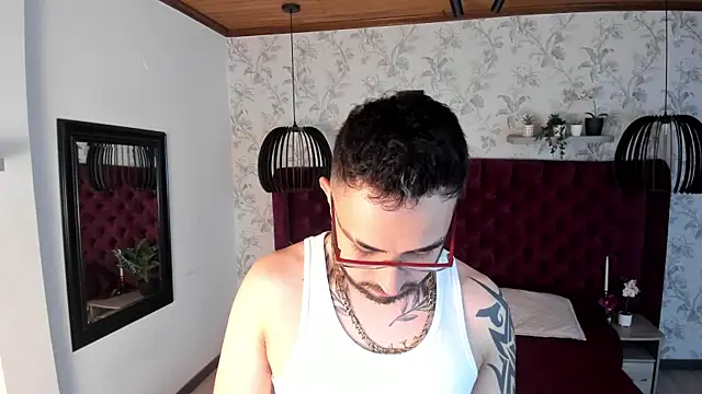 Snapshot of dave_wolff chatting on January 14, 2026, 12:09 pm dave wolff online show from January 14, 2026, 12:09 pm