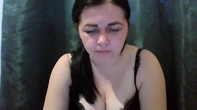 Vitalina282128 online show from April 7, 2026, 6:59 am