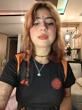 Snapshot of Sarah_Lark- chatting on July 4, 2026, 12:28 am Sarah Lark- online show from July 4, 2026, 12:28 am