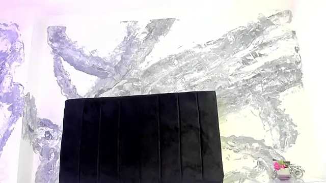 Snapshot of lilithDraven_ chatting on February 18, 2026, 4:10 am lilithDraven online show from February 18, 2026, 4:10 am