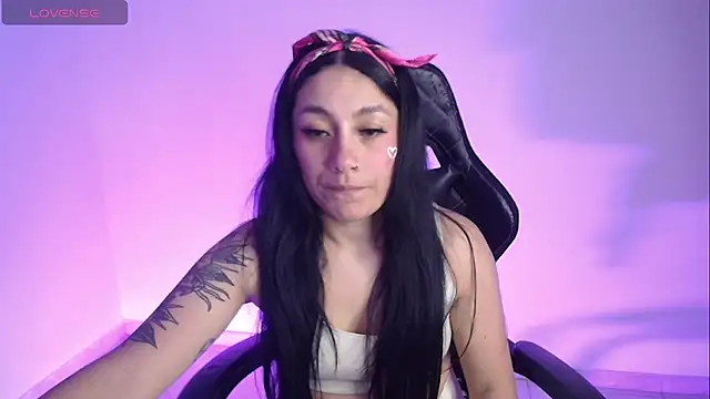 Snapshot of Millie_bobby chatting on November 14, 2025, 1:48 pm Millie bobby online show from November 14, 2025, 1:48 pm