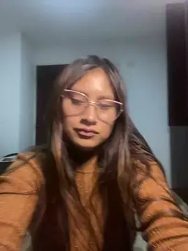 Snapshot of amatista_katzenn chatting on March 5, 2026, 3:14 am amatista katzenn online show from March 5, 2026, 3:14 am