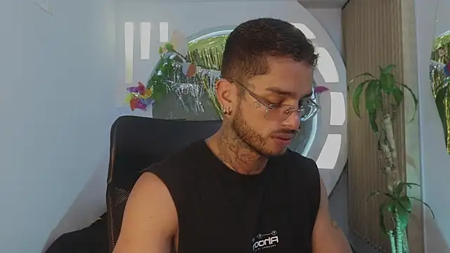 Alanrodgers online show from April 5, 2026, 10:44 am