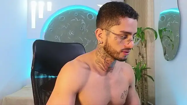 Snapshot of Alanrodgers chatting on February 26, 2026, 12:16 pm Alanrodgers online show from February 26, 2026, 12:16 pm