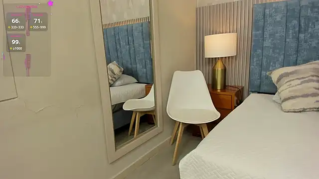 MIss  sammy  online show from December 2, 2025, 11:34 am