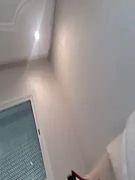 nilya99 online show from December 2, 2025, 3:47 pm