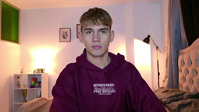 Snapshot of estebanperez_26 chatting on February 1, 2026, 1:15 am estebanperez 26 online show from February 1, 2026, 1:15 am