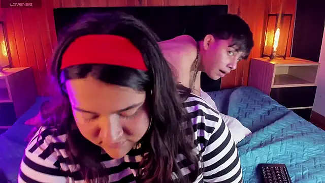 Snapshot of Candy_lovelly chatting on November 24, 2025, 7:03 pm Candy lovelly online show from November 24, 2025, 7:03 pm