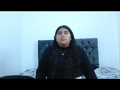 MeganWeb online show from November 24, 2025, 7:25 pm