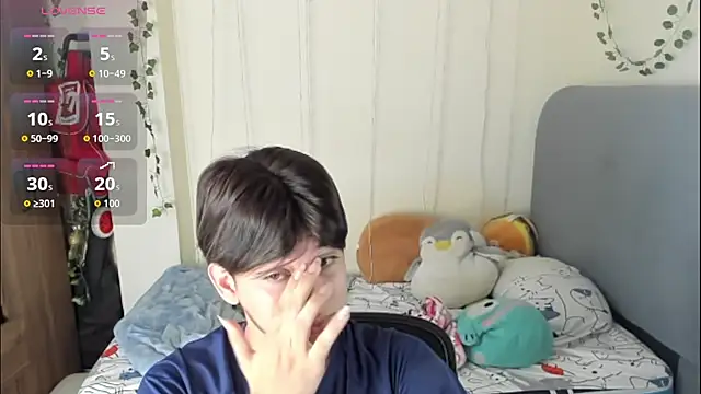 Snapshot of Felix_kitty chatting on February 15, 2026, 7:02 pm Felix kitty online show from February 15, 2026, 7:02 pm