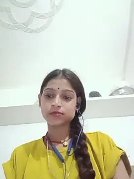Snapshot of Mohnicute chatting on July 7, 2026, 5:27 pm Mohnicute online show from July 7, 2026, 5:27 pm
