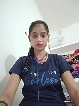 Snapshot of Mohnicute chatting on August 3, 2026, 6:47 pm Mohnicute online show from August 3, 2026, 6:47 pm
