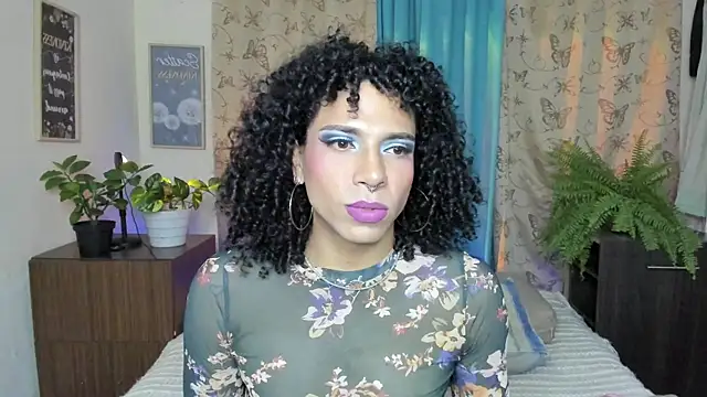 Angel White25 online show from November 27, 2025, 10:32 pm