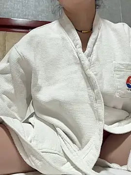 Snapshot of oo-shanshan chatting on February 18, 2026, 12:23 pm oo-shanshan online show from February 18, 2026, 12:23 pm