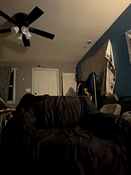 Snapshot of wearefreaks08 chatting on December 1, 2025, 12:22 am wearefreaks08 online show from December 1, 2025, 12:22 am