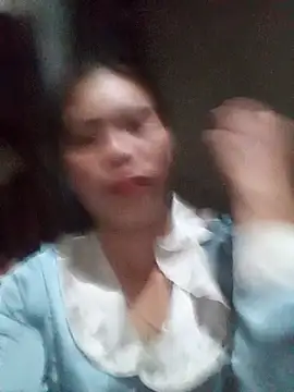 chim-yen online show from November 23, 2025, 1:32 pm