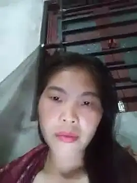 chim-yen online show from November 14, 2025, 1:15 pm