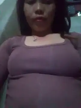 chim-yen online show from November 13, 2025, 1:04 pm